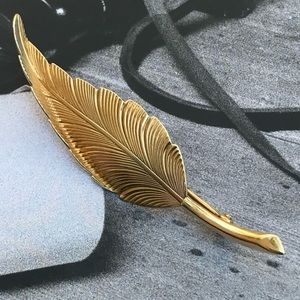 Tiffany & Co. 14k Solid Yellow Gold Leaf Pin Brooch